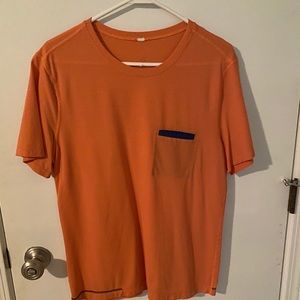 Lululemon T-shirt